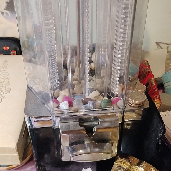 One spin guarantees two polished items - Picture 1 of 1